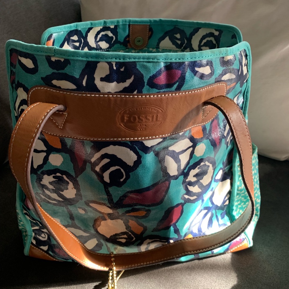Fossil Tote!